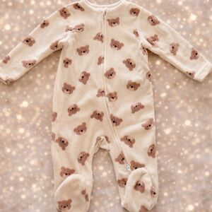 Old Navy Cream Bear Print Kids Footie